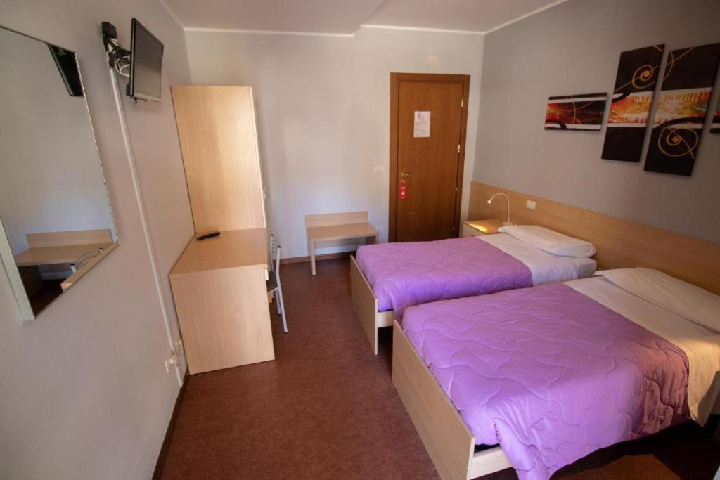 Hotel Del Boschetto Poggiridenti ภายนอก รูปภาพ