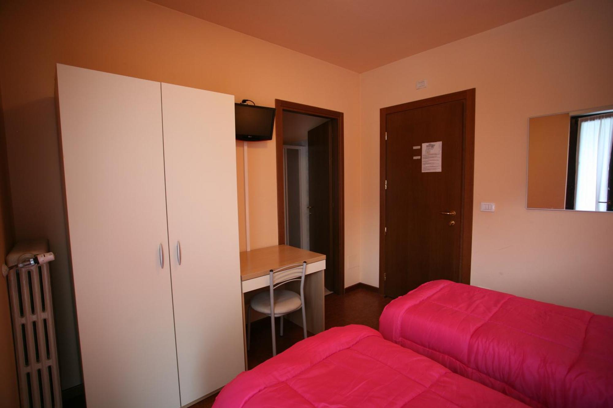 Hotel Del Boschetto Poggiridenti ภายนอก รูปภาพ