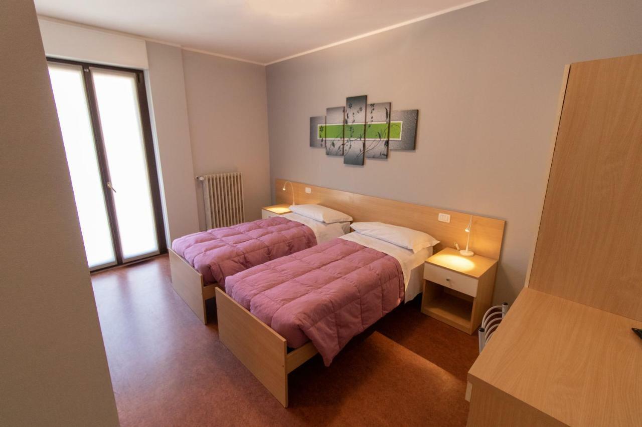 Hotel Del Boschetto Poggiridenti ภายนอก รูปภาพ