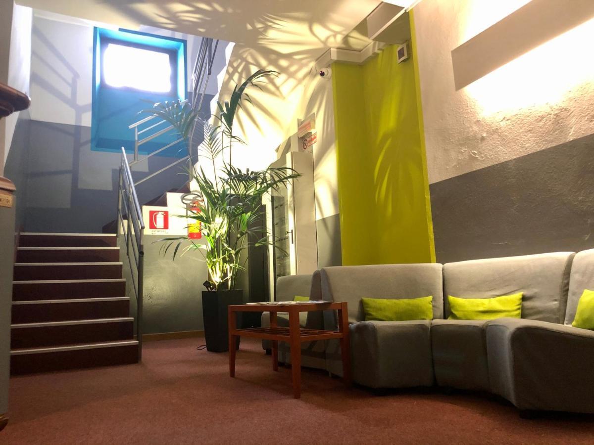 Hotel Del Boschetto Poggiridenti ภายนอก รูปภาพ